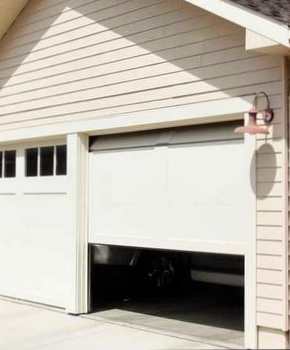 thomas & maxson garage door image