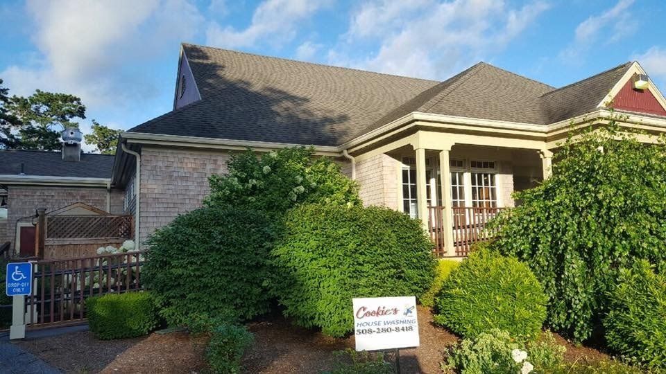 painting services by Cookies Painting & House Washing Inc