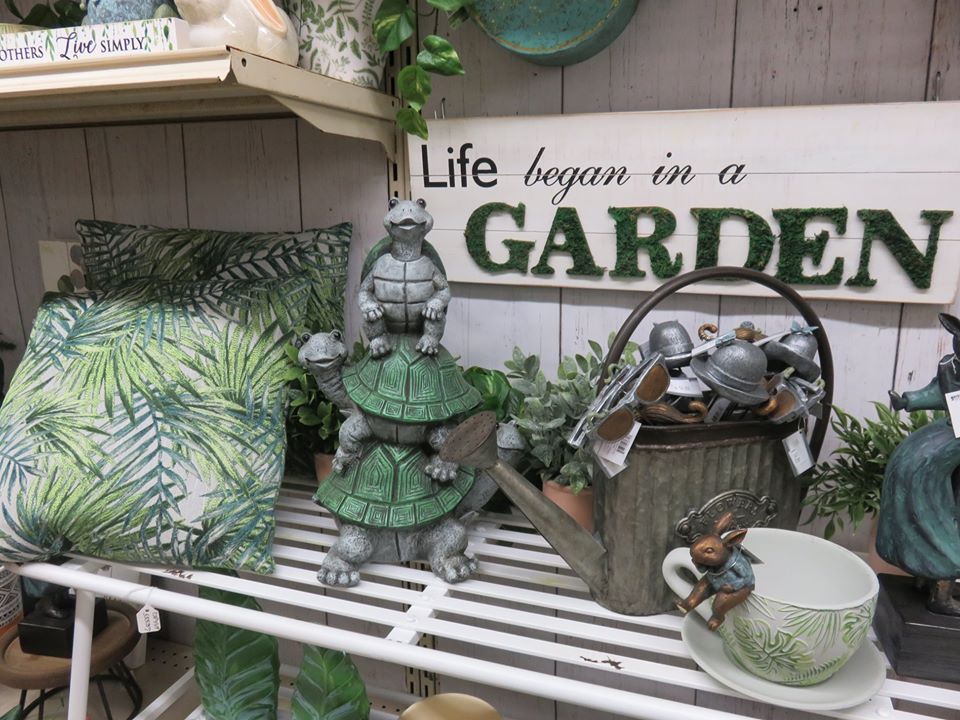 Garden decors