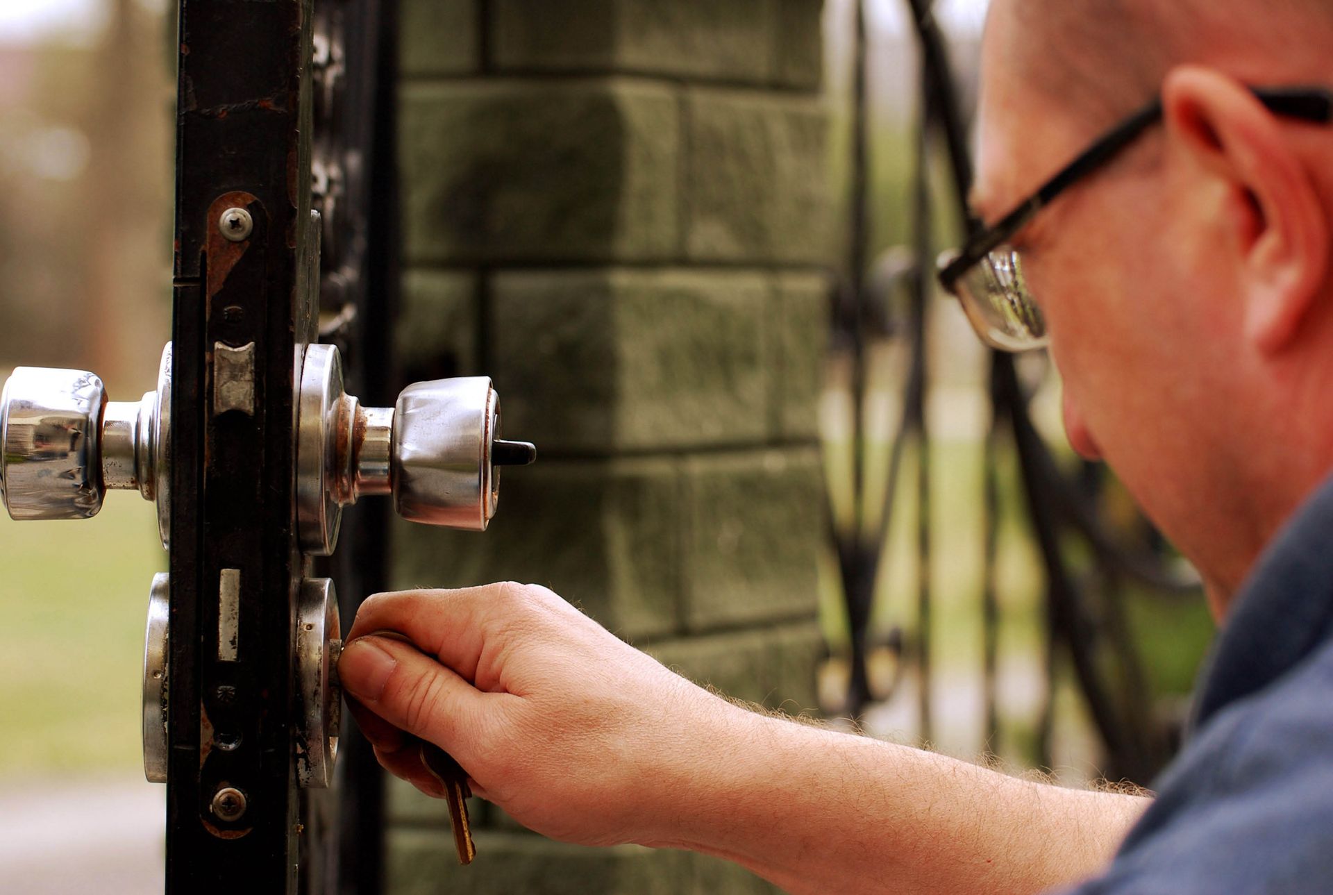 	locksmith service