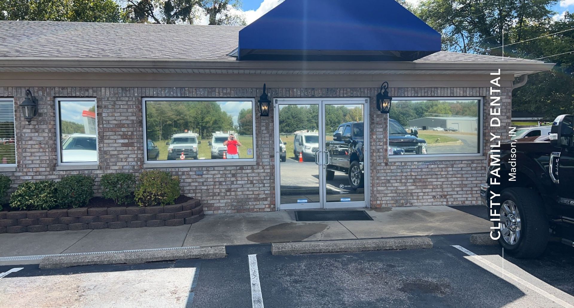 Clifty Family Dental building window tinting
