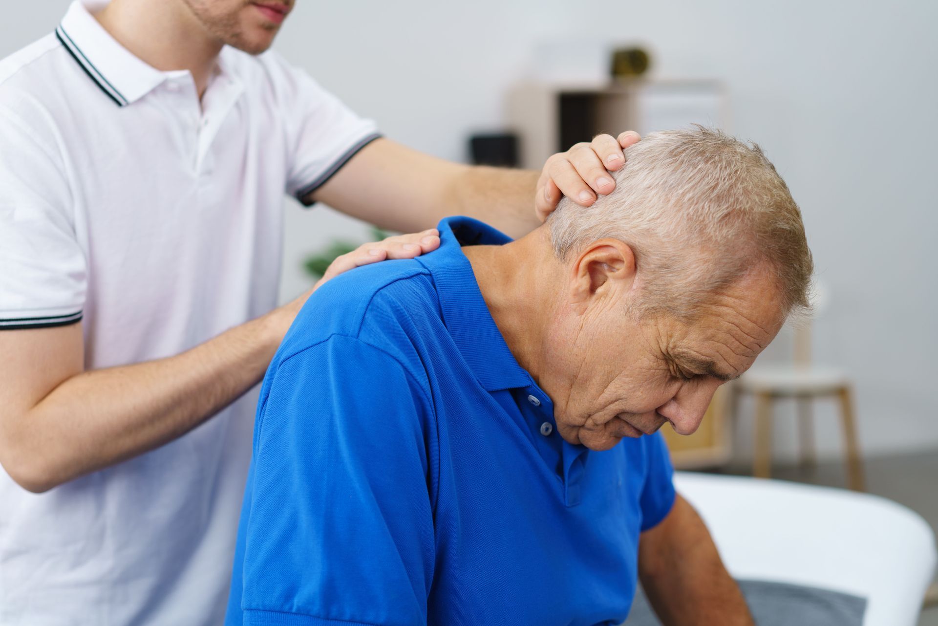 Why It Matters to See a Local Chiropractor the Older You Get