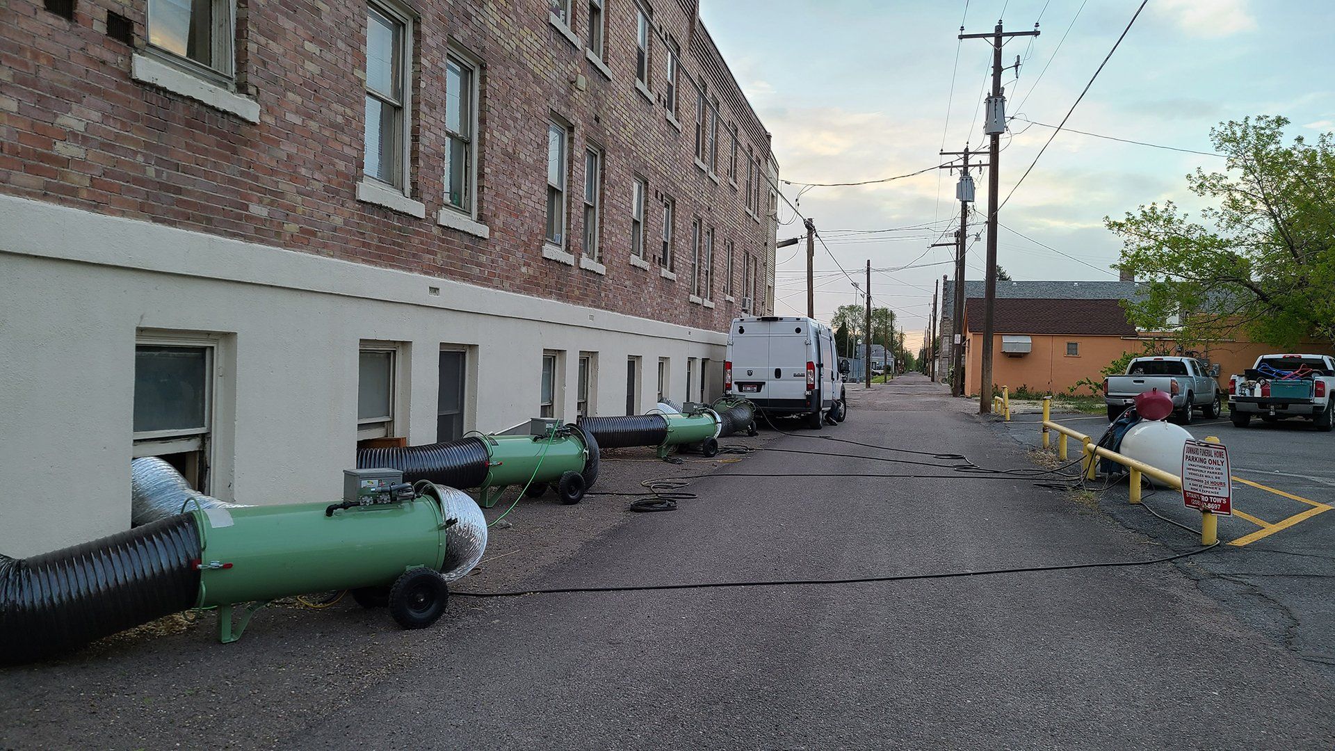 Large scale bed bug treatment