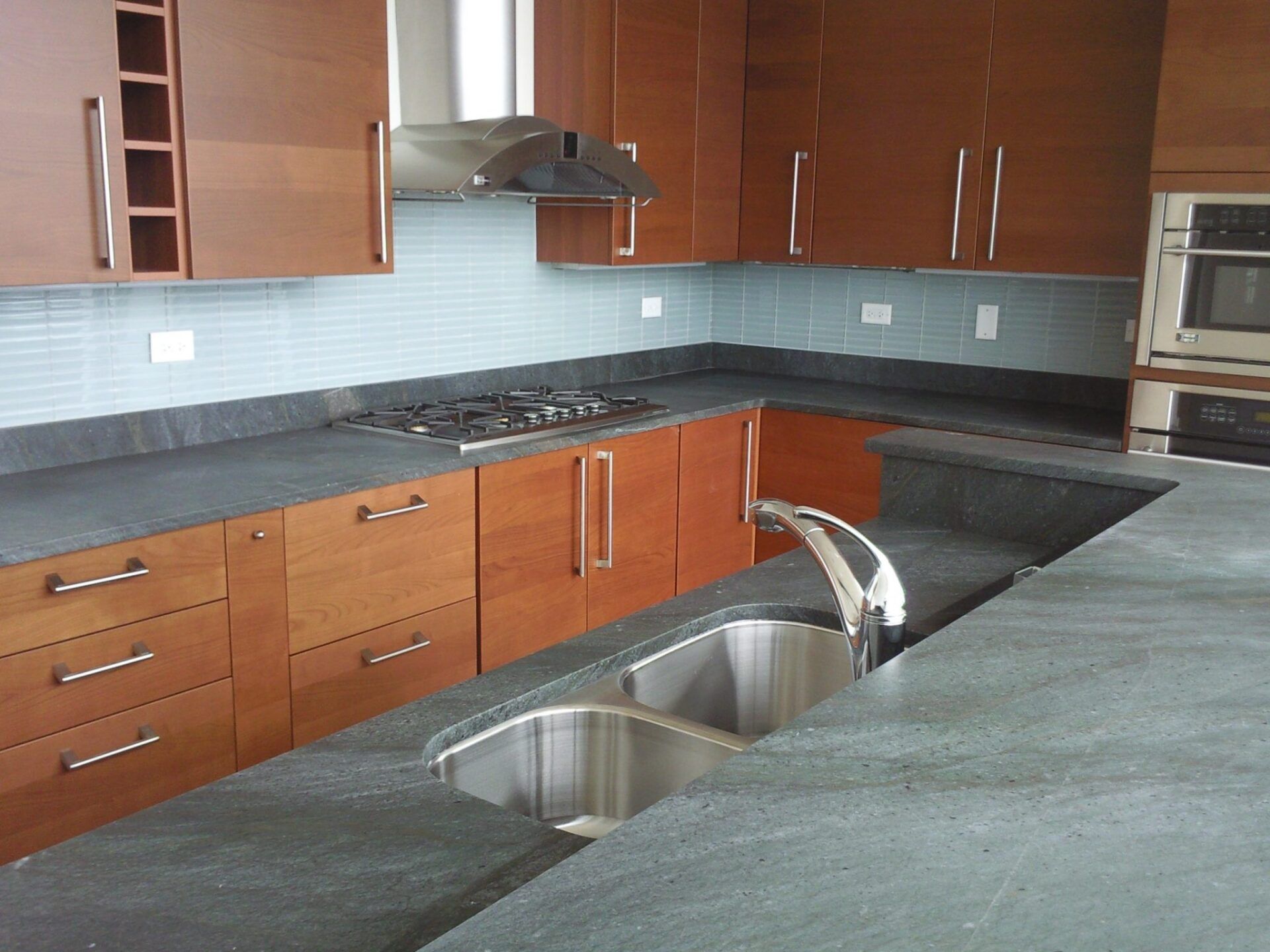 Quartz Countertops Waukesha, Wi 