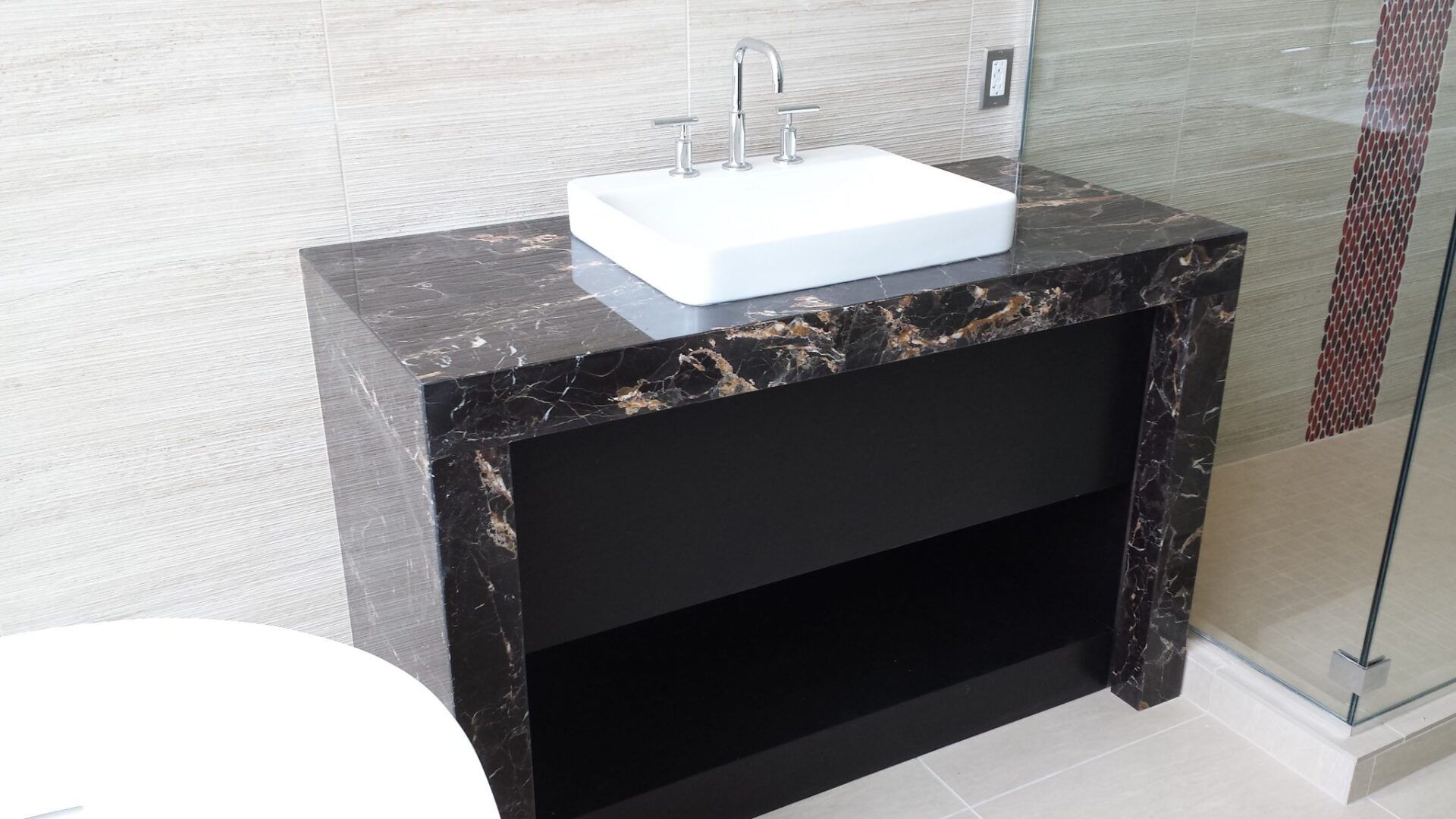 Bathroom countertop