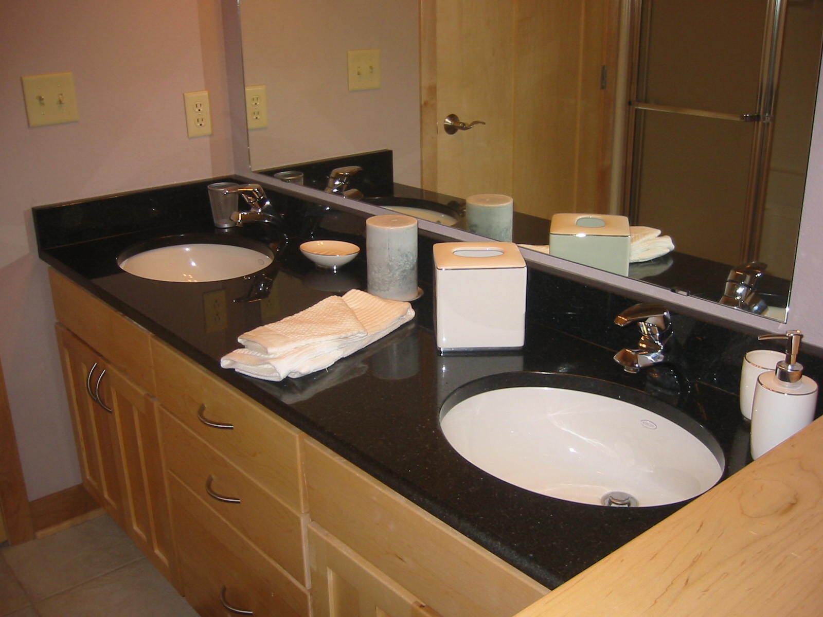 Bathroom vanity countertop