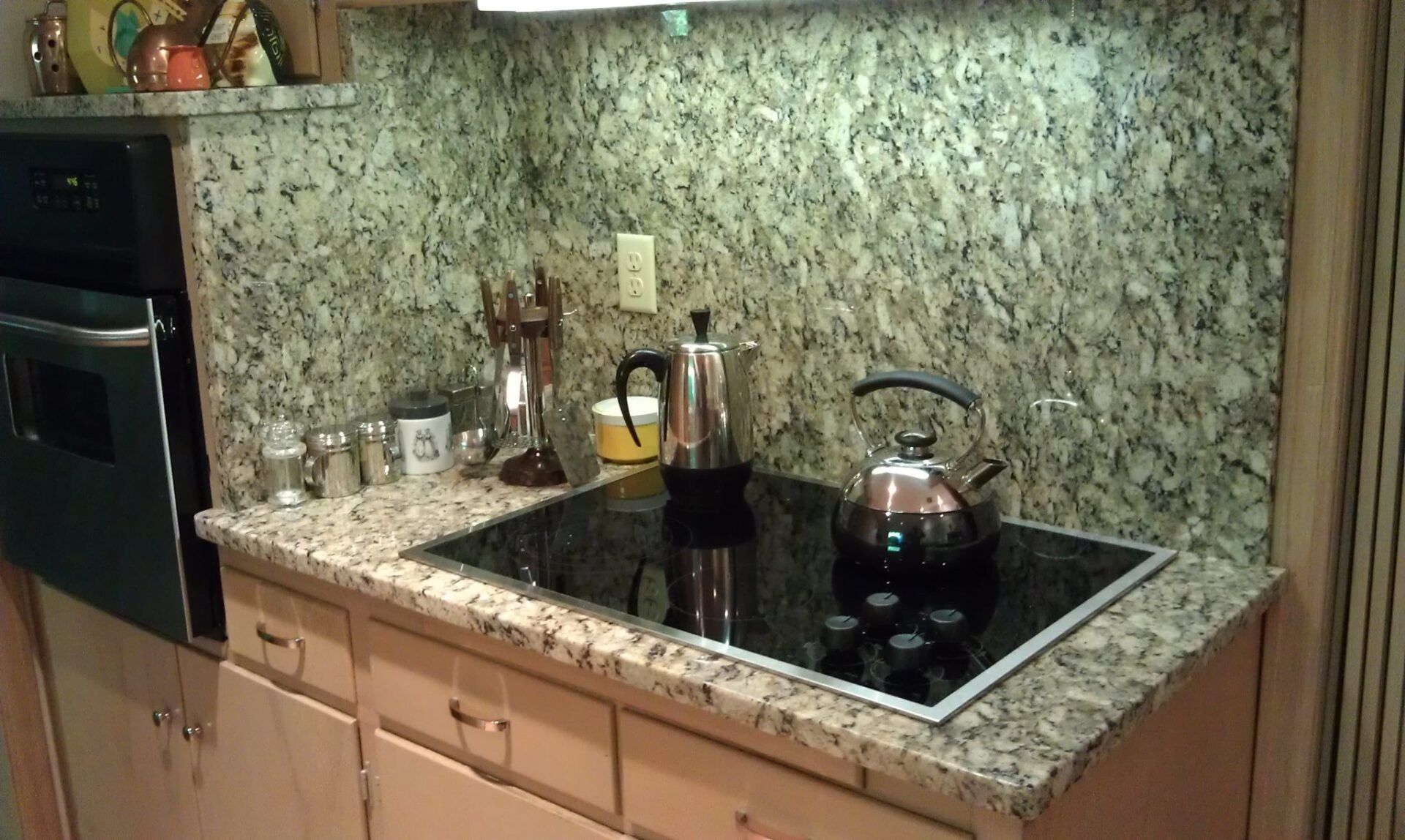 Kitchen countertop