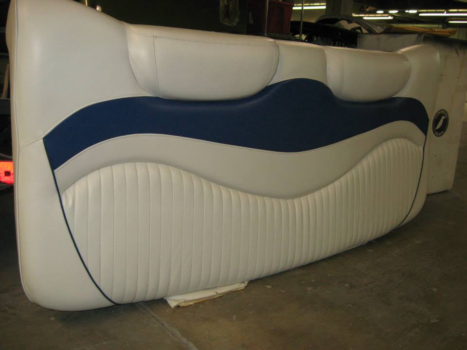 Boat seat