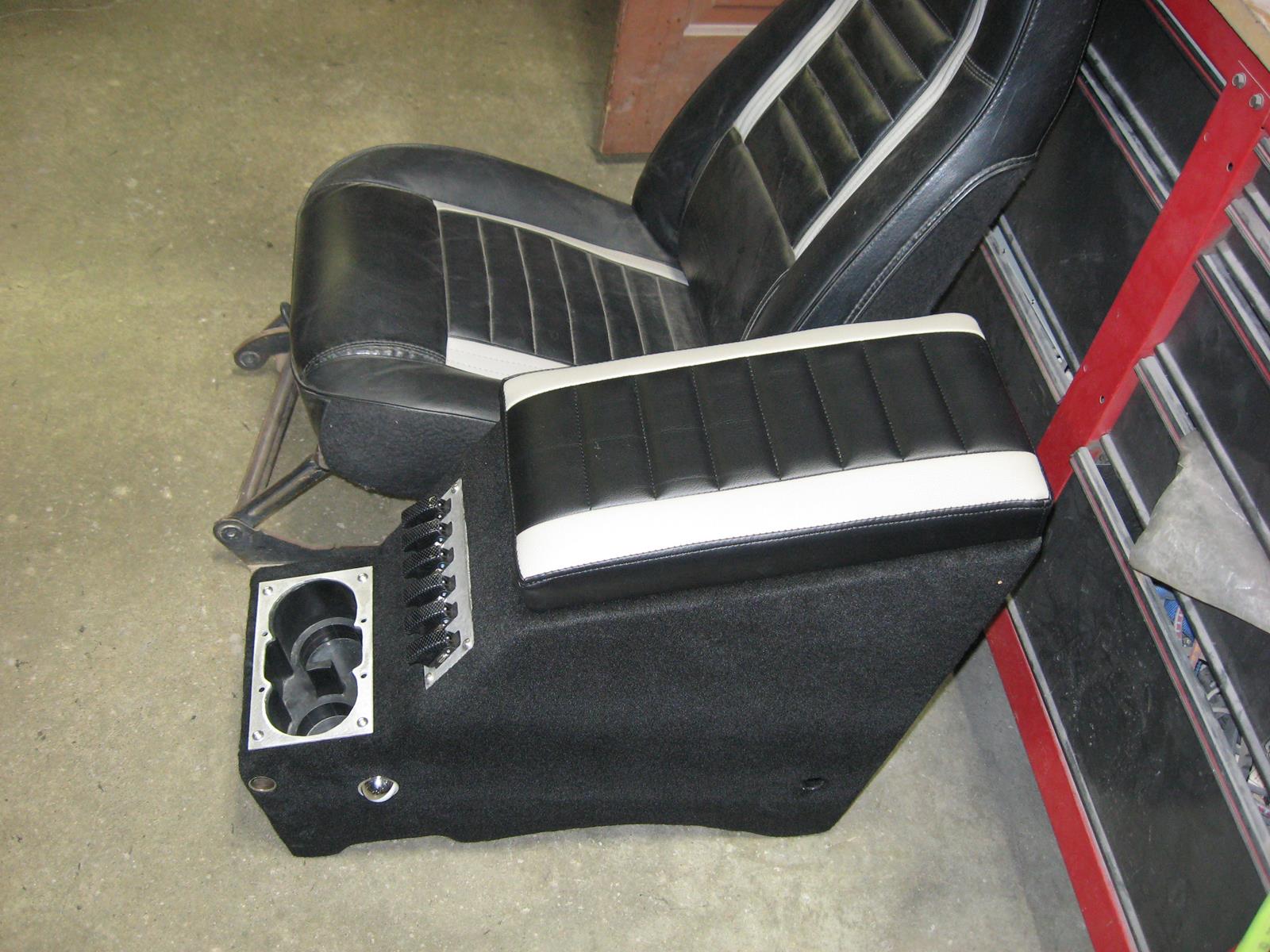 Custom Jeep seat and console