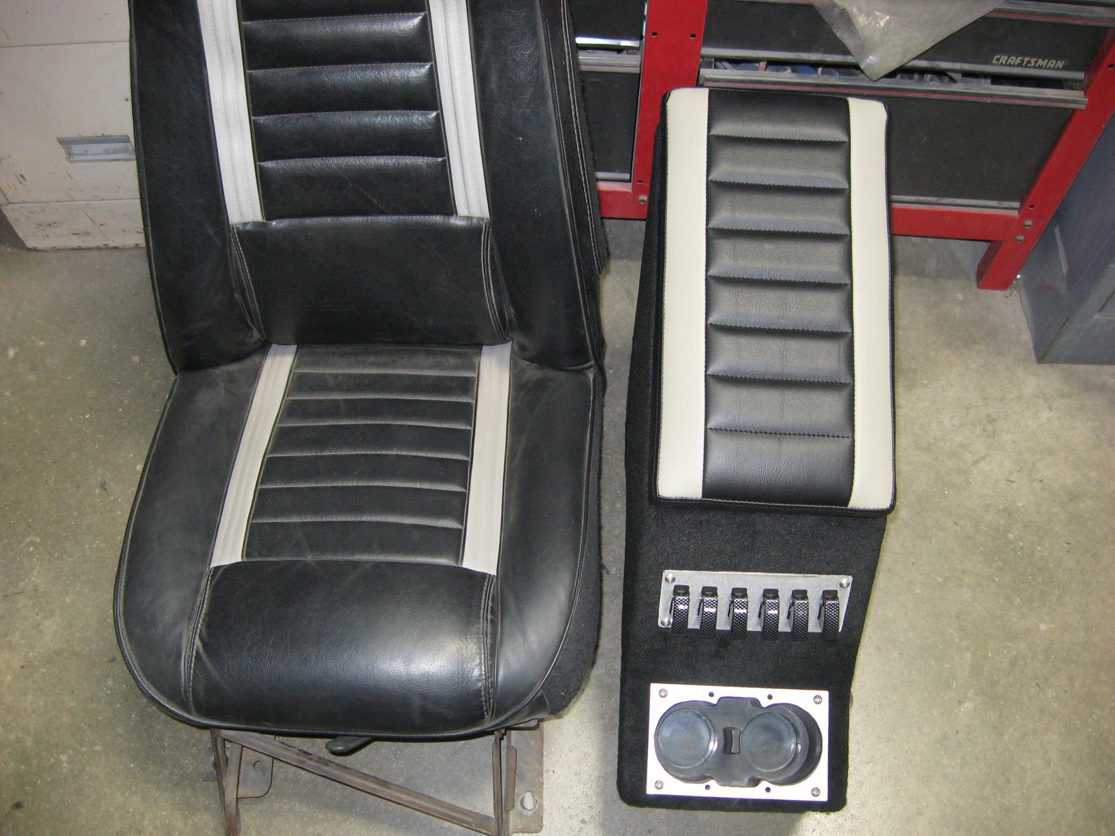 Custom Jeep seat and console