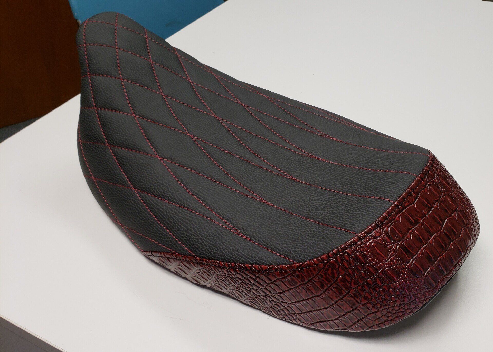 Motorcycle seat