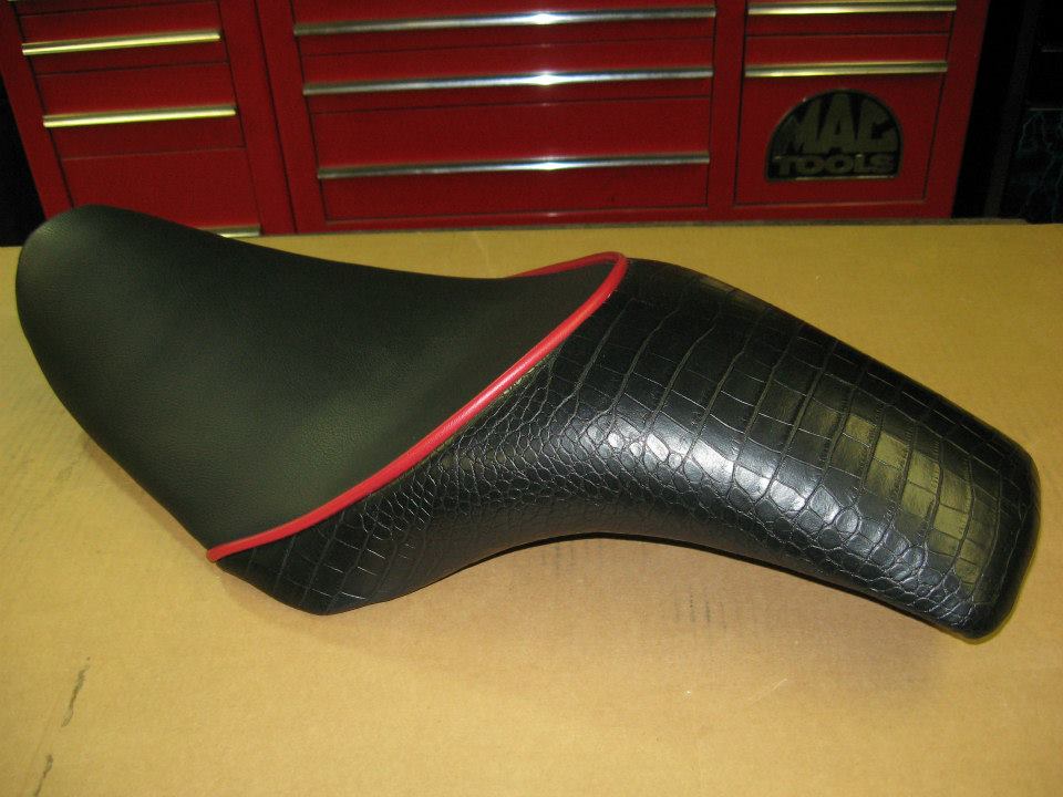 Motorcycle seat