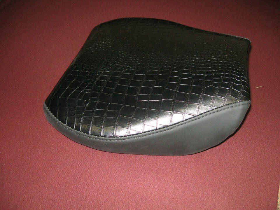 Motorcycle seat