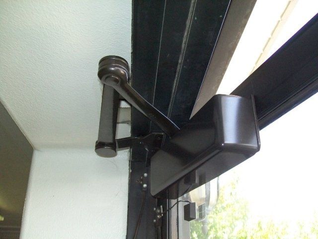 commercial doors and closers