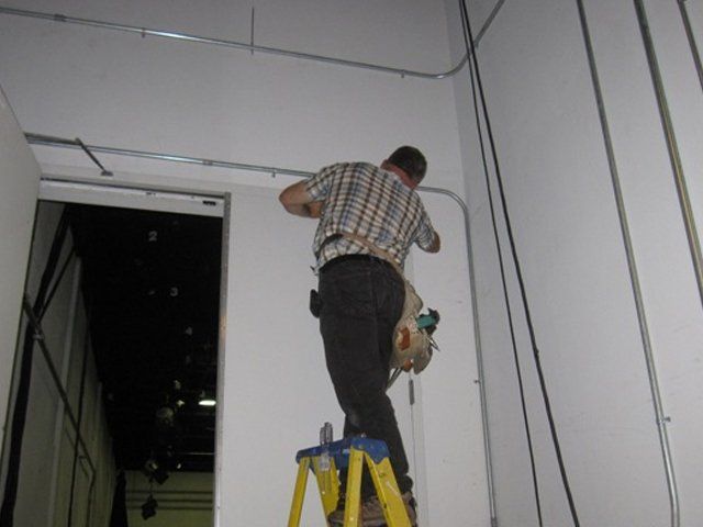 commercial doors and closers