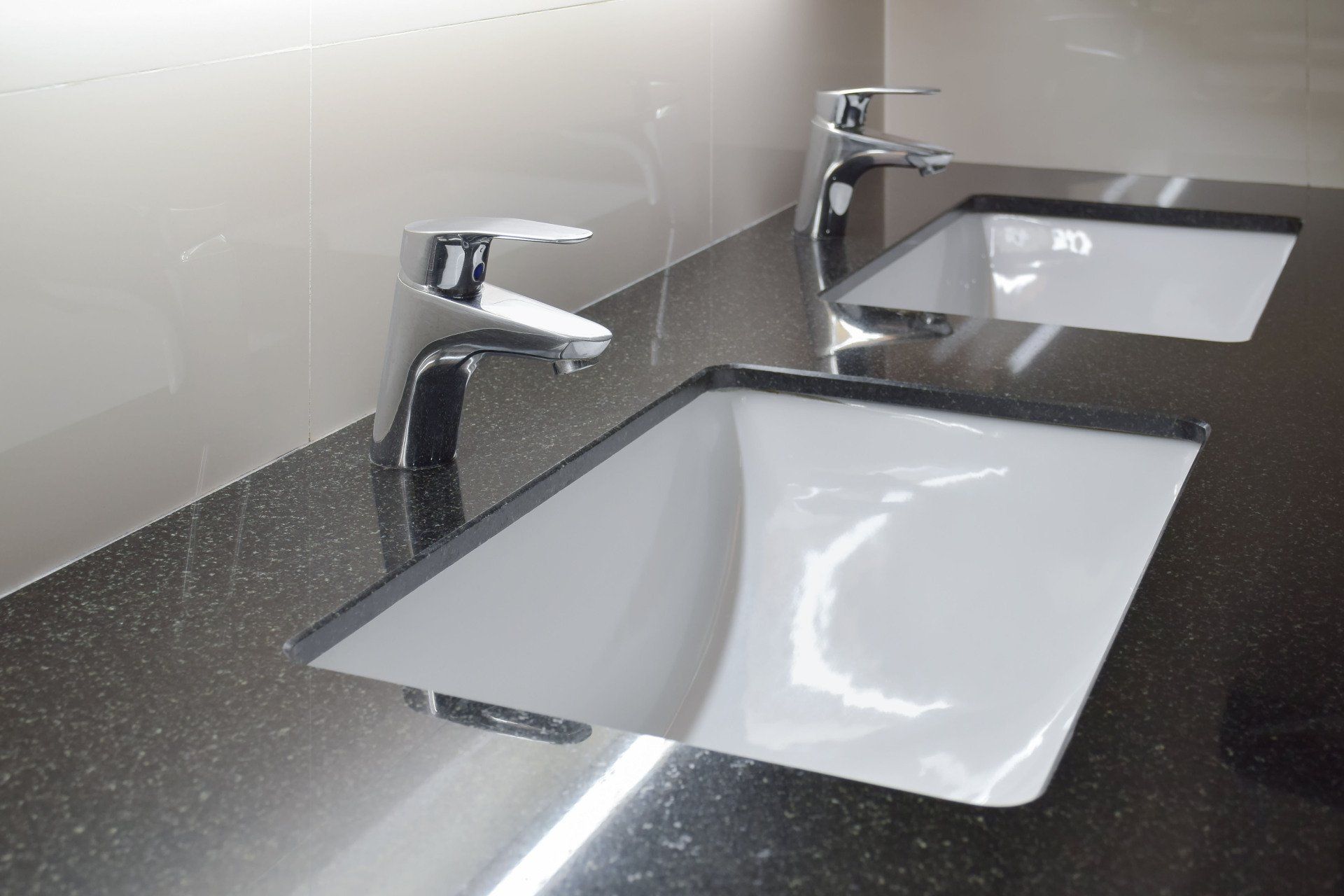 Bathroom vanity