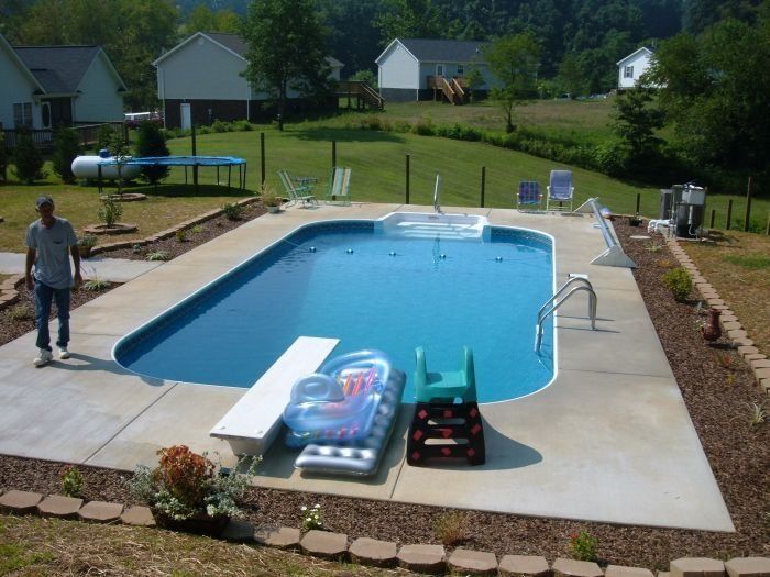 Simple Rectangle Shaped Pool