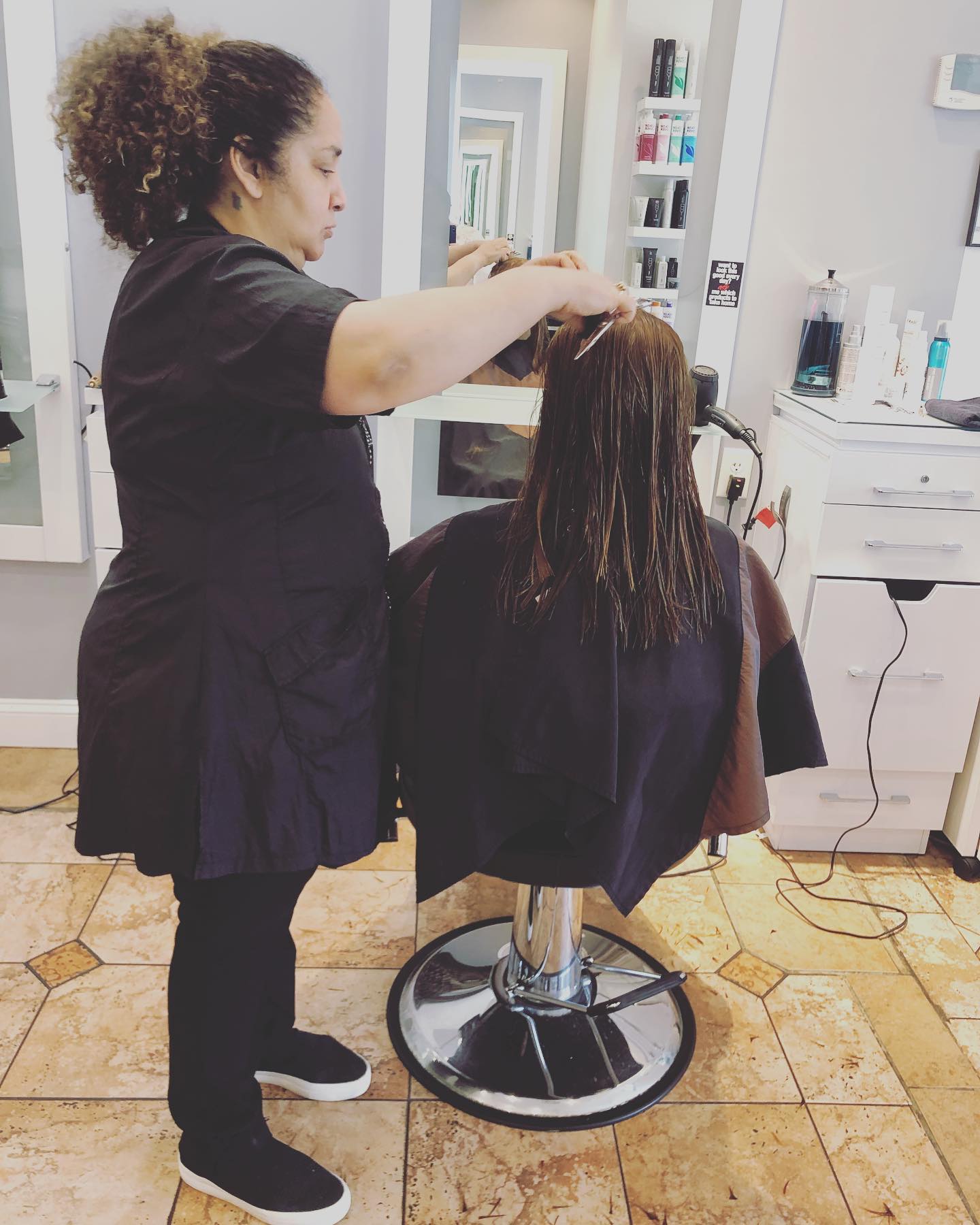 Hair salon