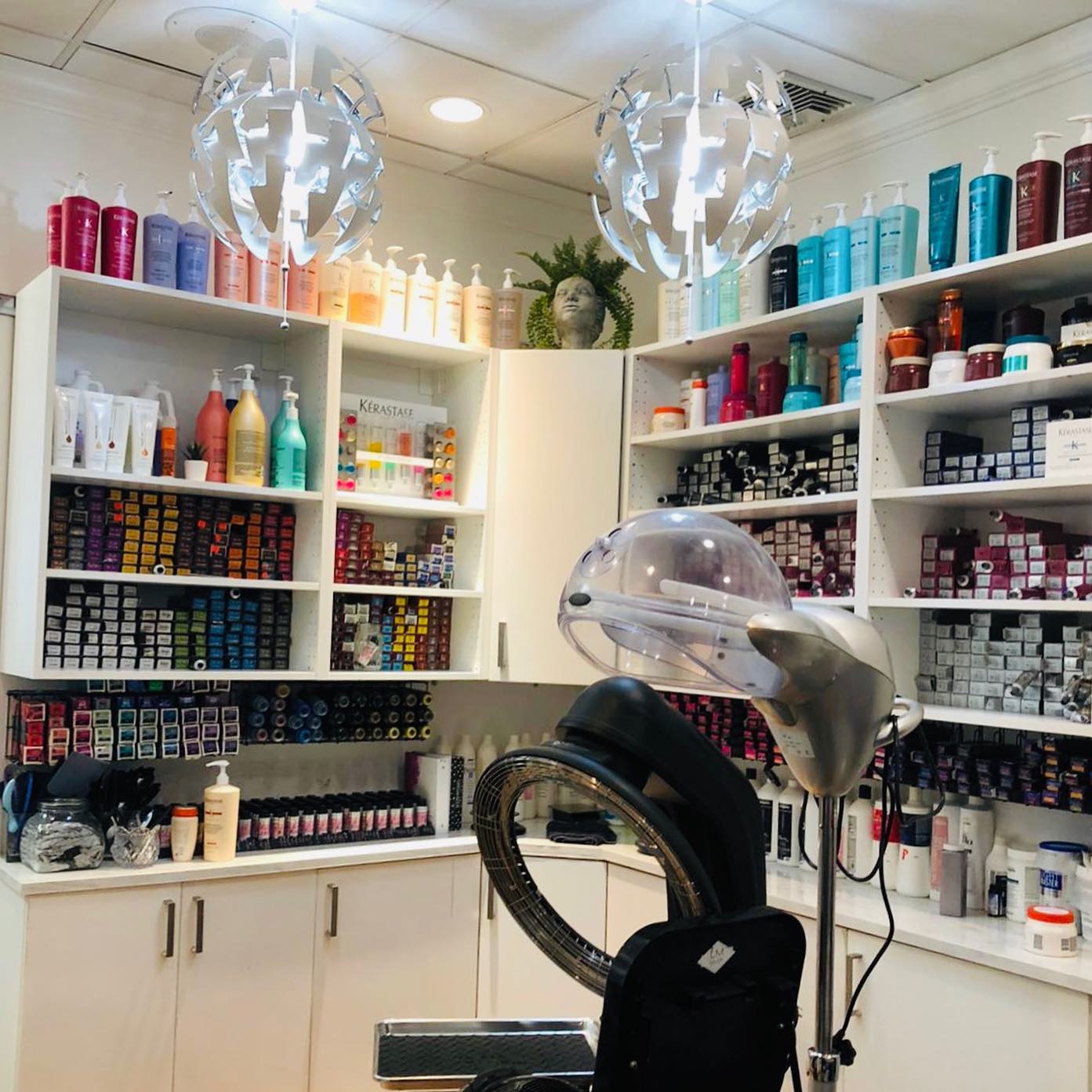 Hair salon