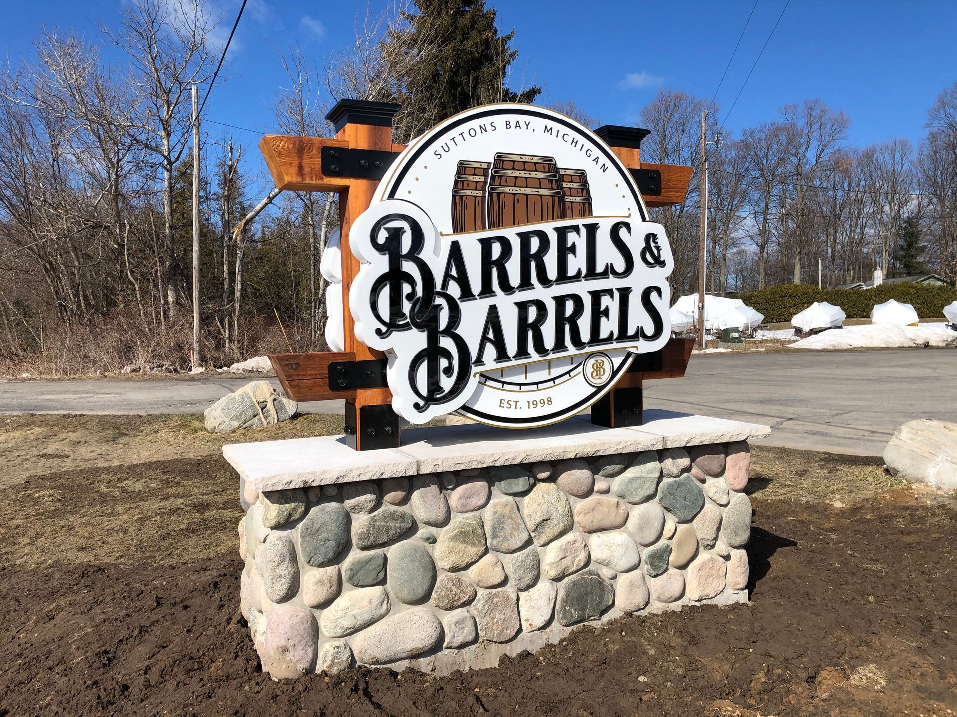 barrels and barrels custom lit brewery monument sign