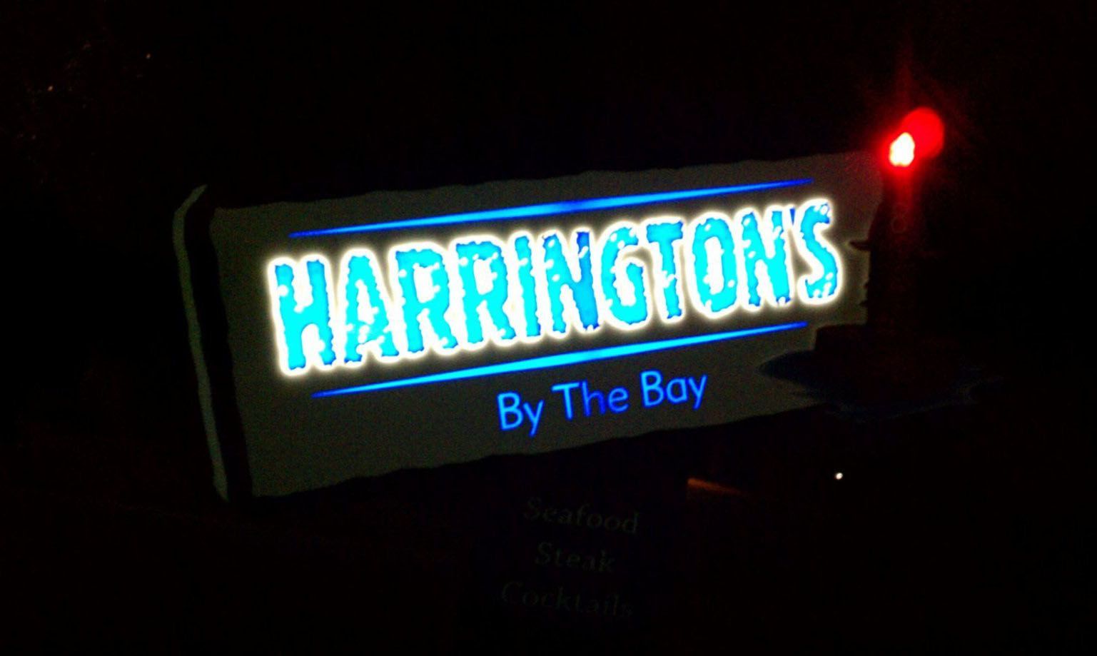 harringtons custom lit restaurant monument sign