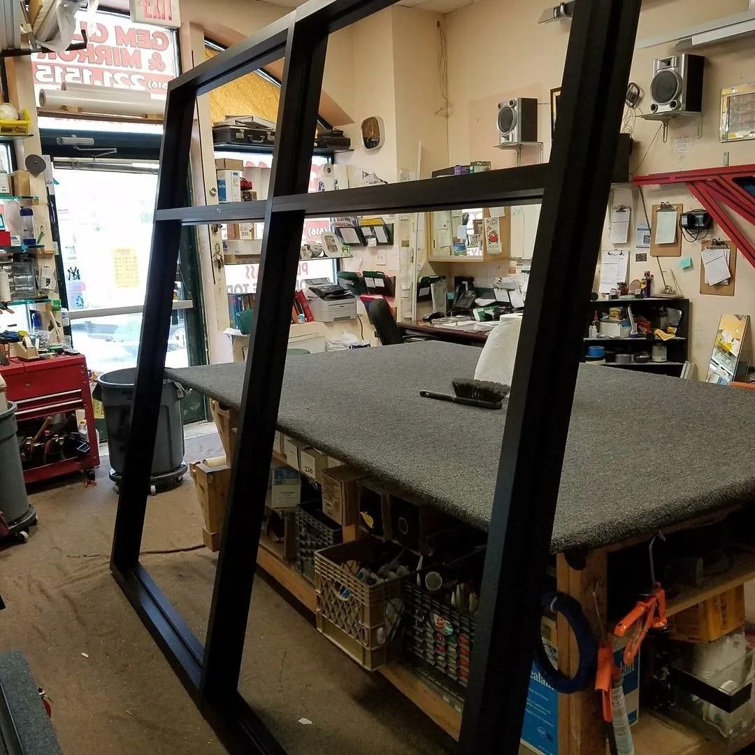 A room with a sign that says exit on it