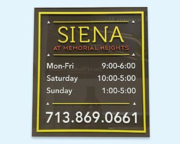 A sign that says siena at memorial heights on it