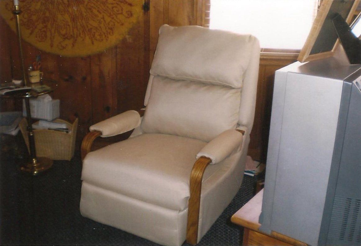 Alvarez Upholstery-chairs 001 03