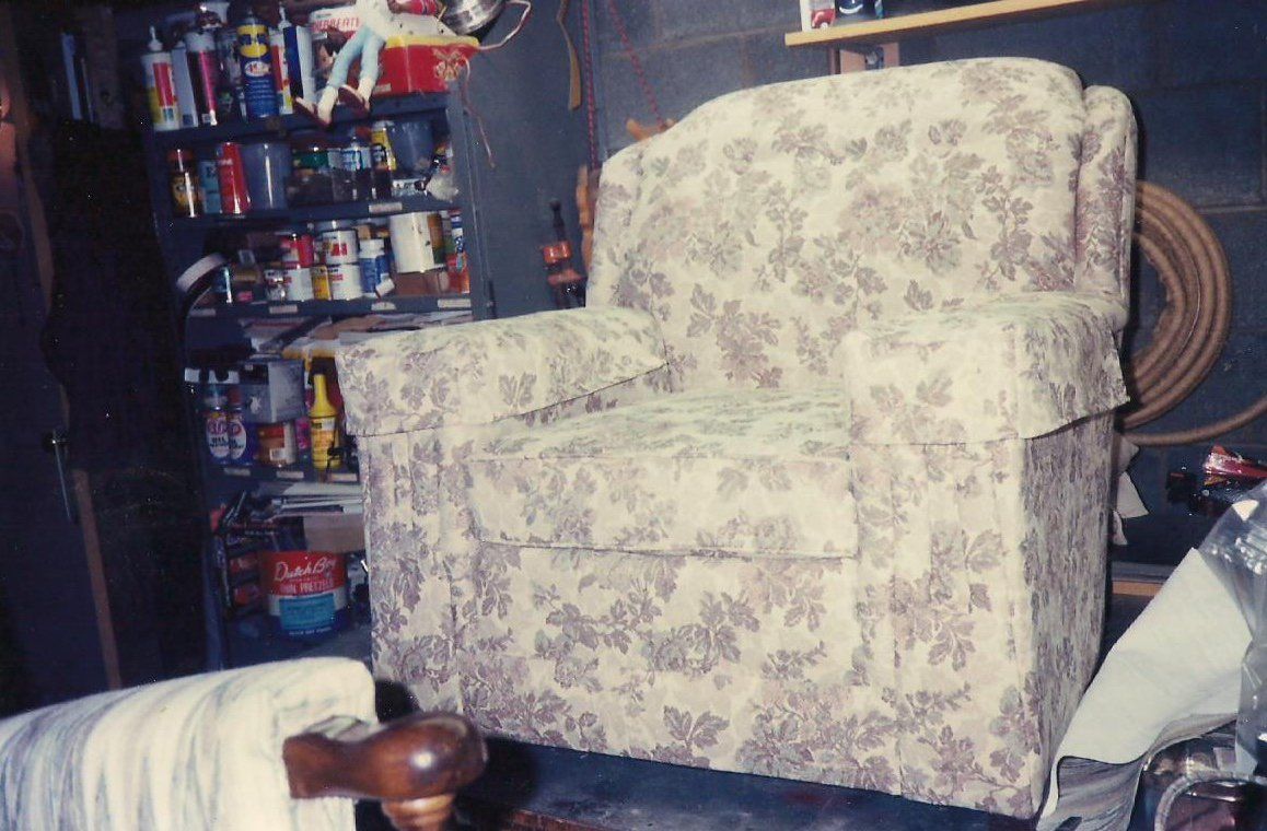 Alvarez Upholstery - chairs 002 01