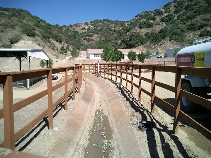 Ranch & agricultural fencing