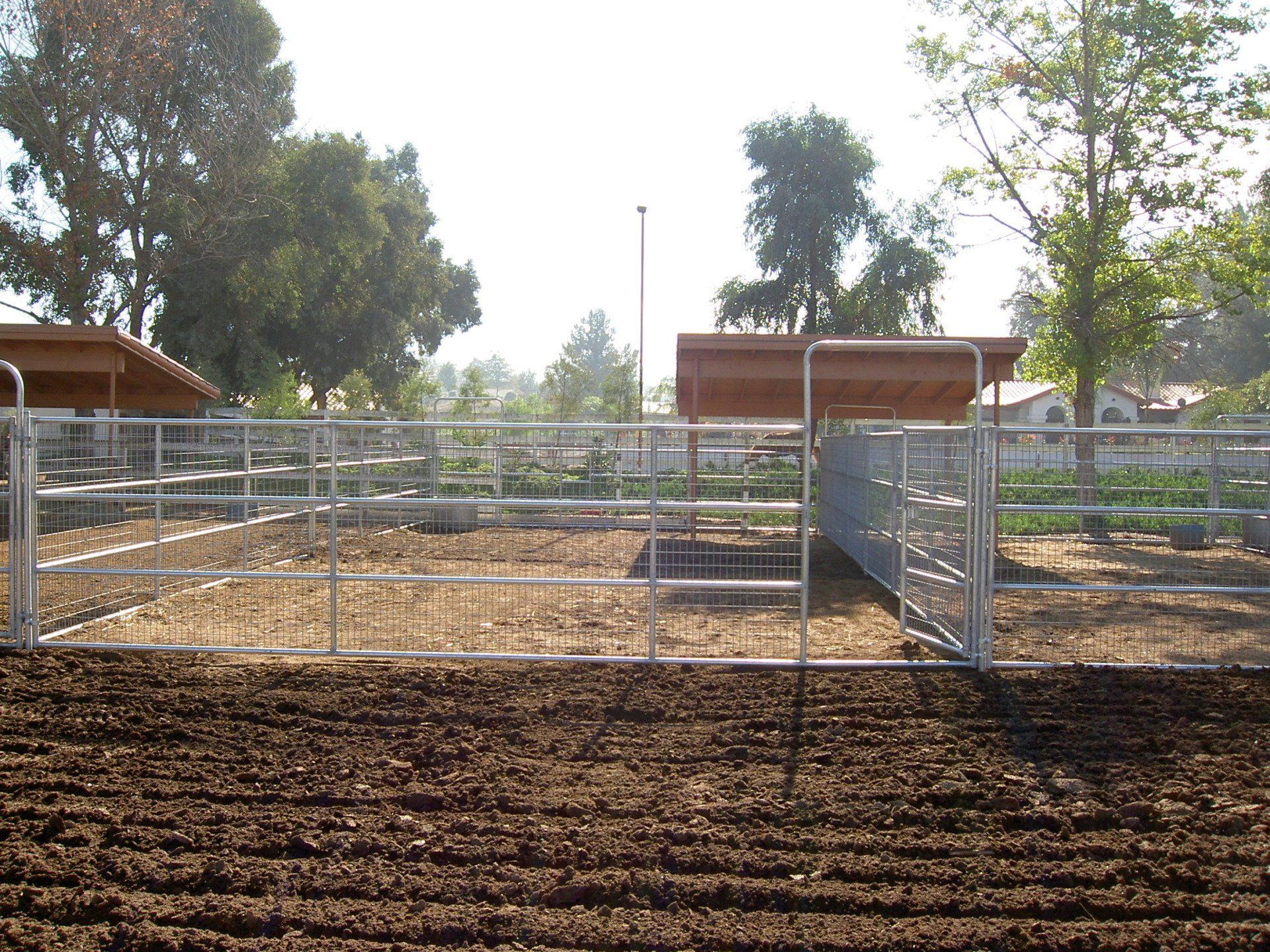 Ranch & agricultural fencing