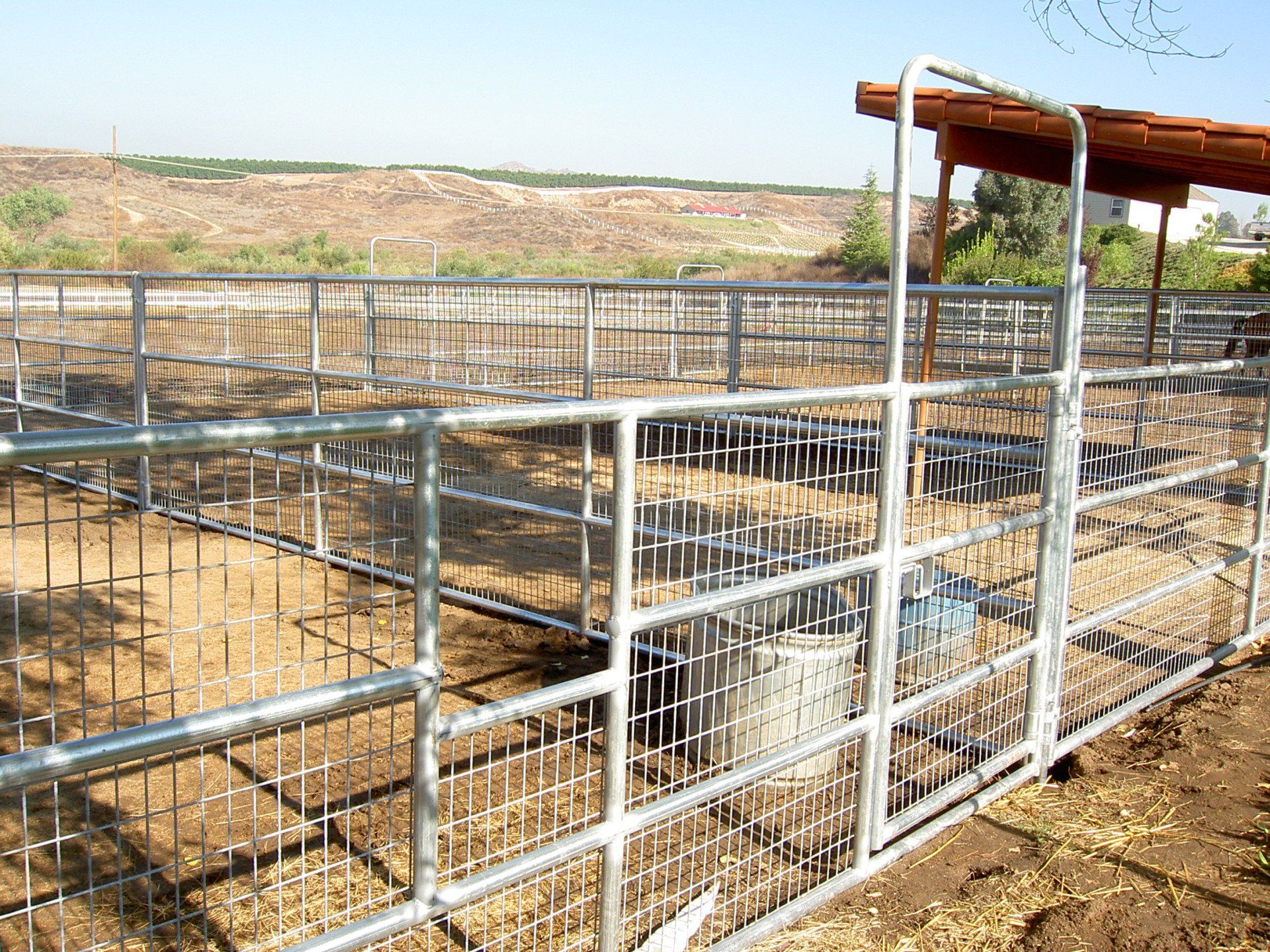 Ranch & agricultural fencing