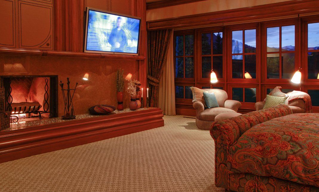 Flowers Mill living room