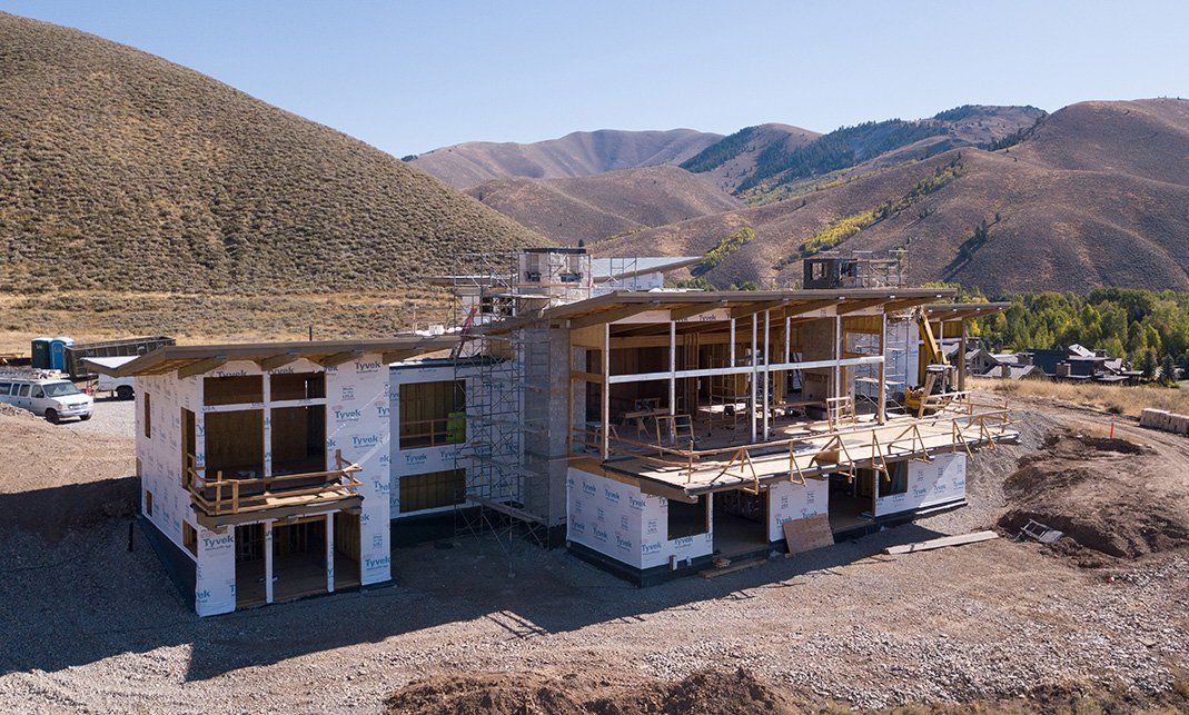 Sun Peak Residence construction