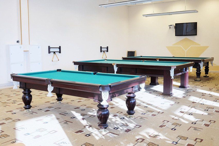 Pool table