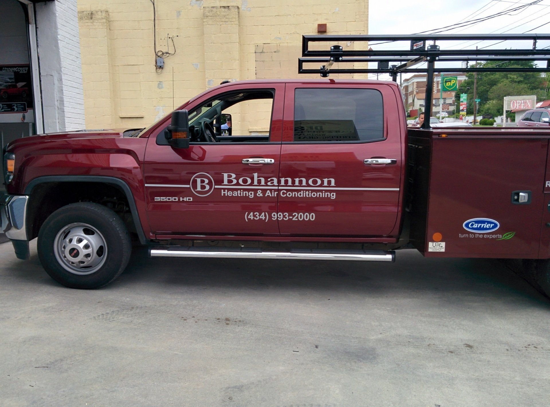 Auto Lettering and Signs | Lynchburg, VA