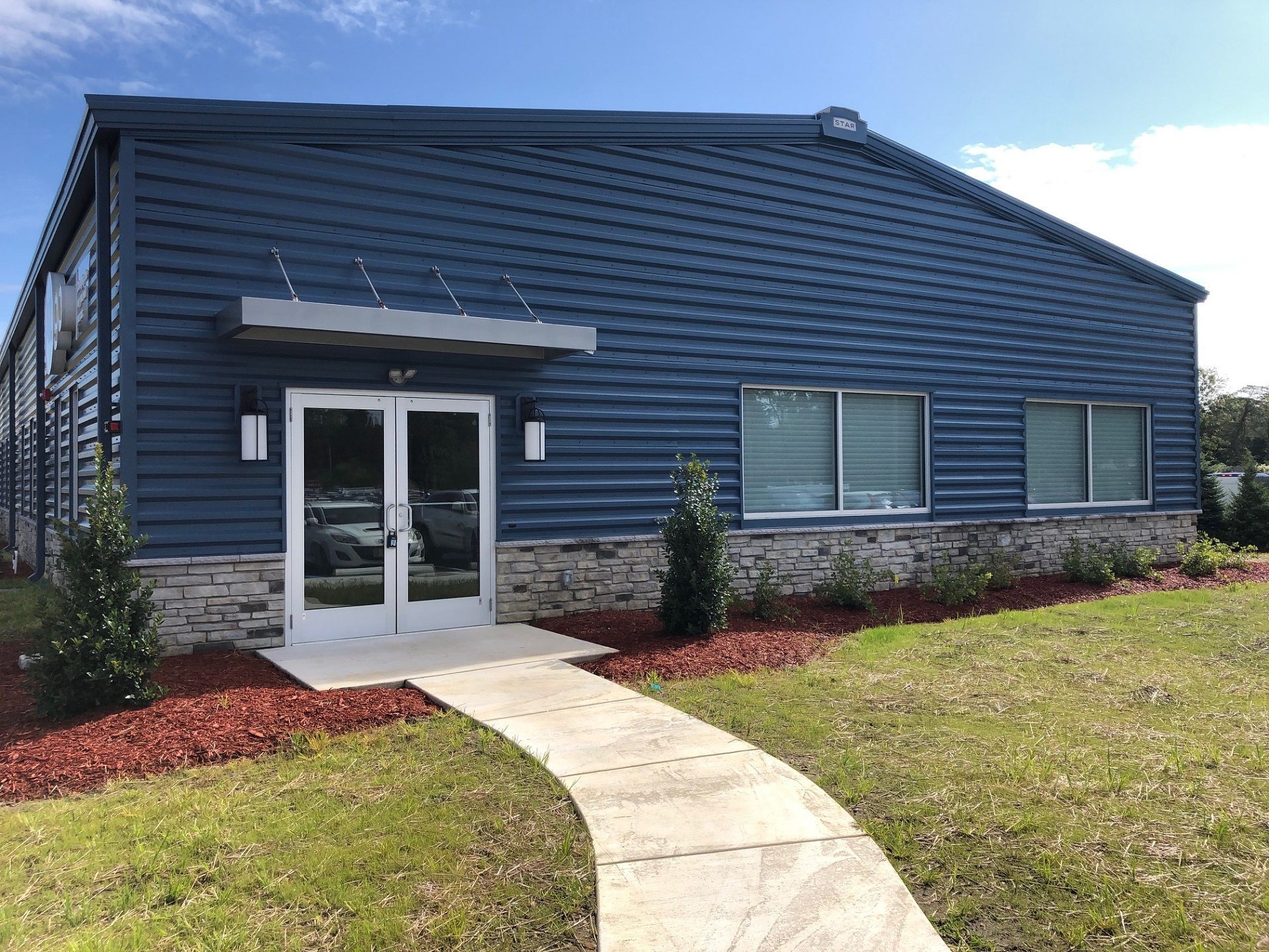 Engineered steel building