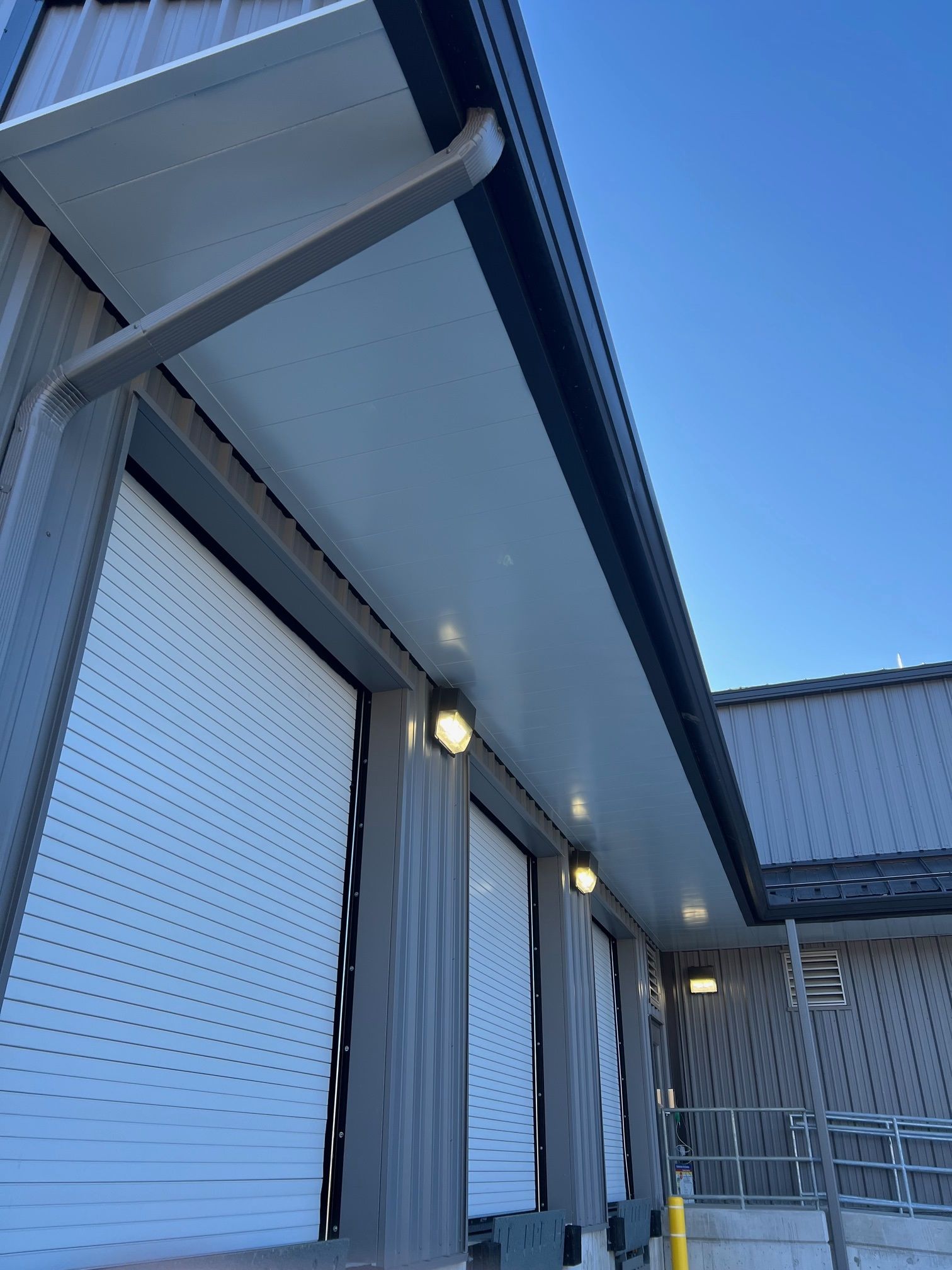 Engineered steel building