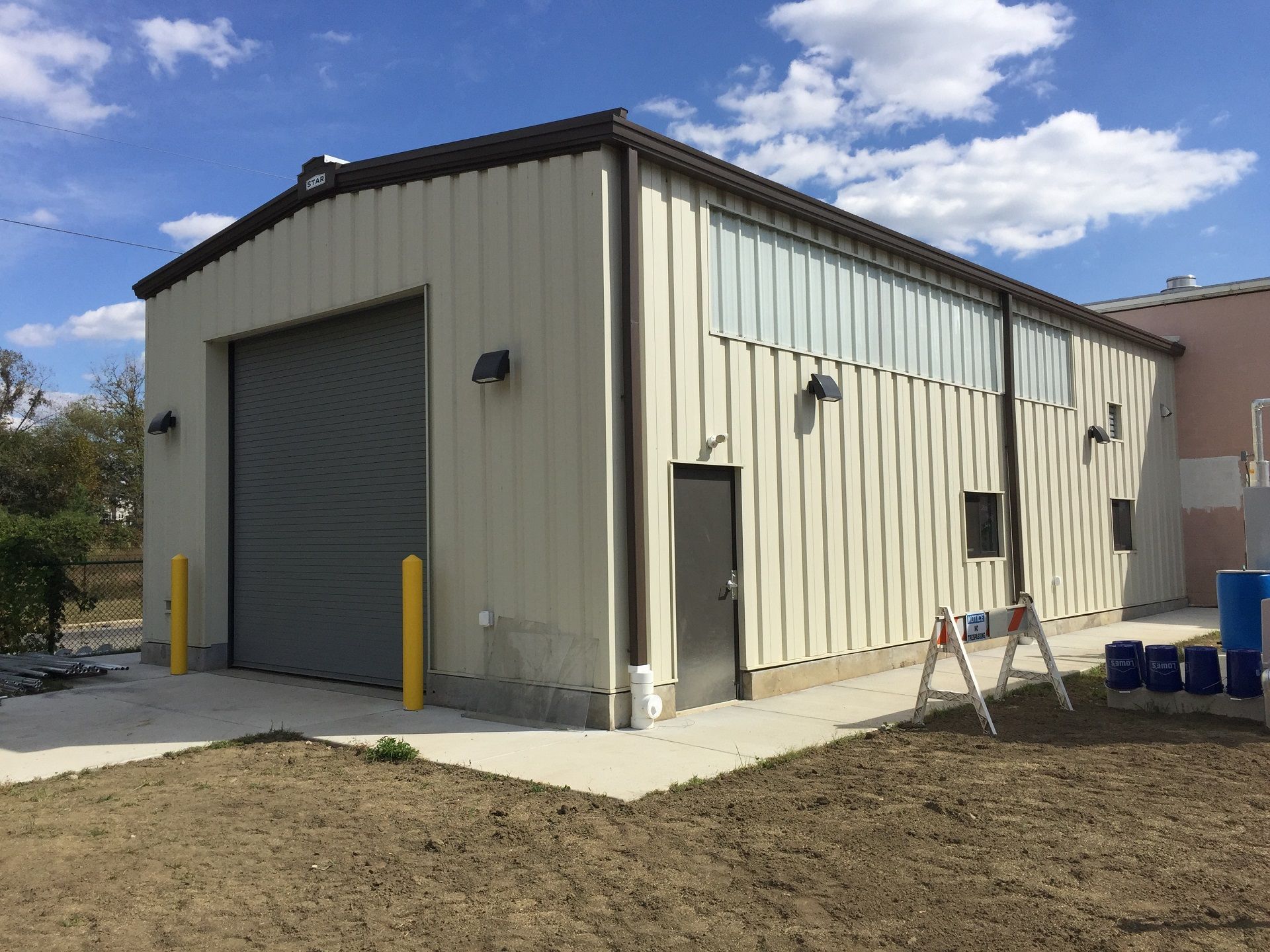 Engineered steel building