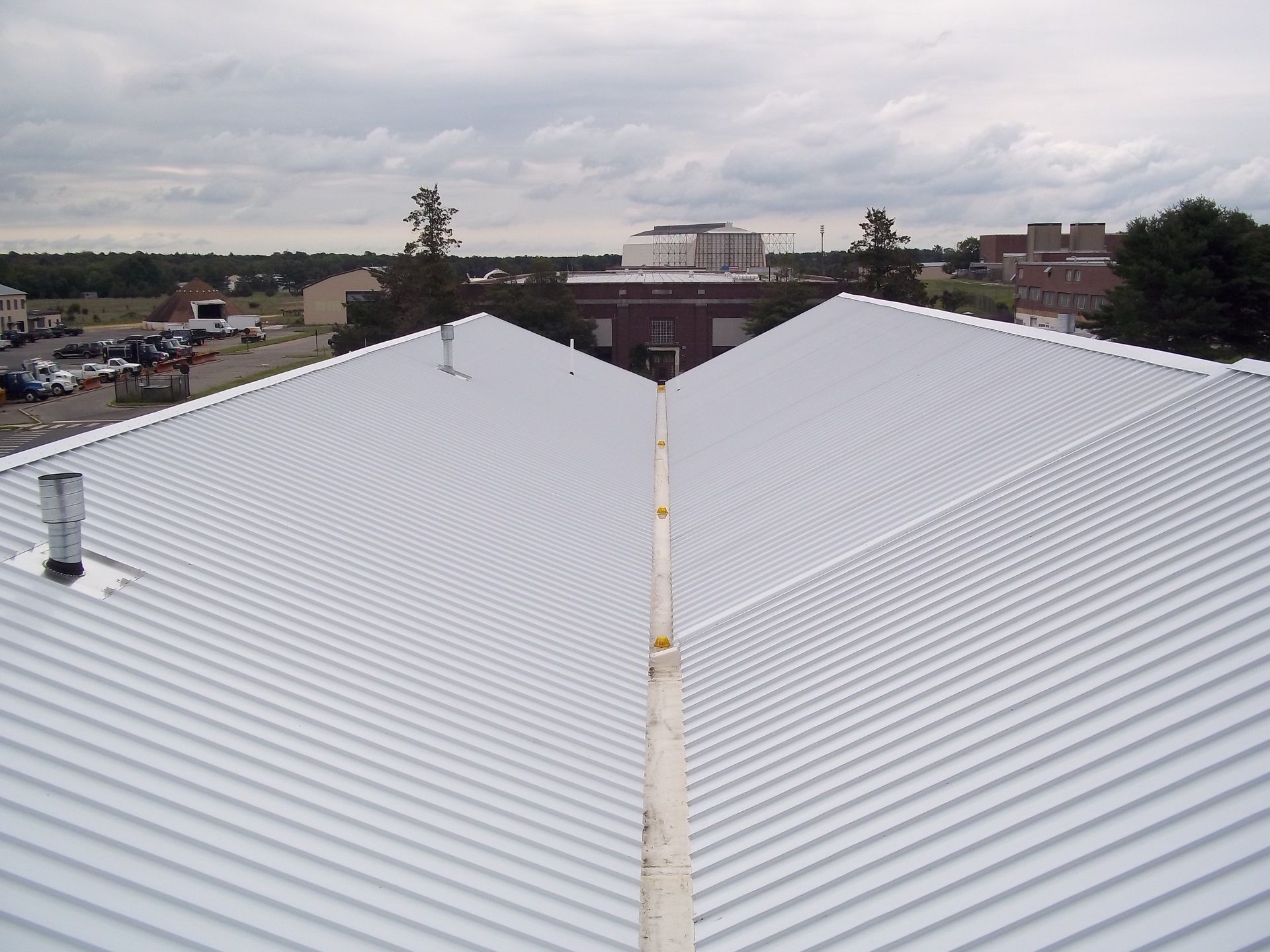 Engineered steel building