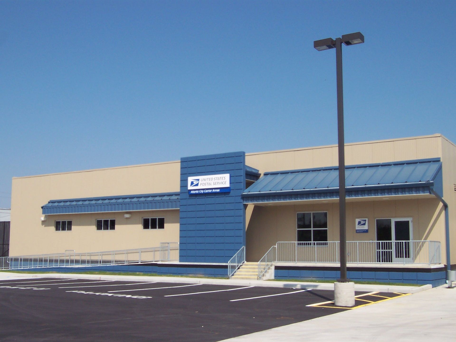 Engineered steel building
