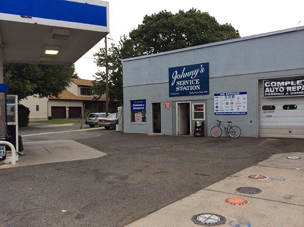 Johnny's Service Station