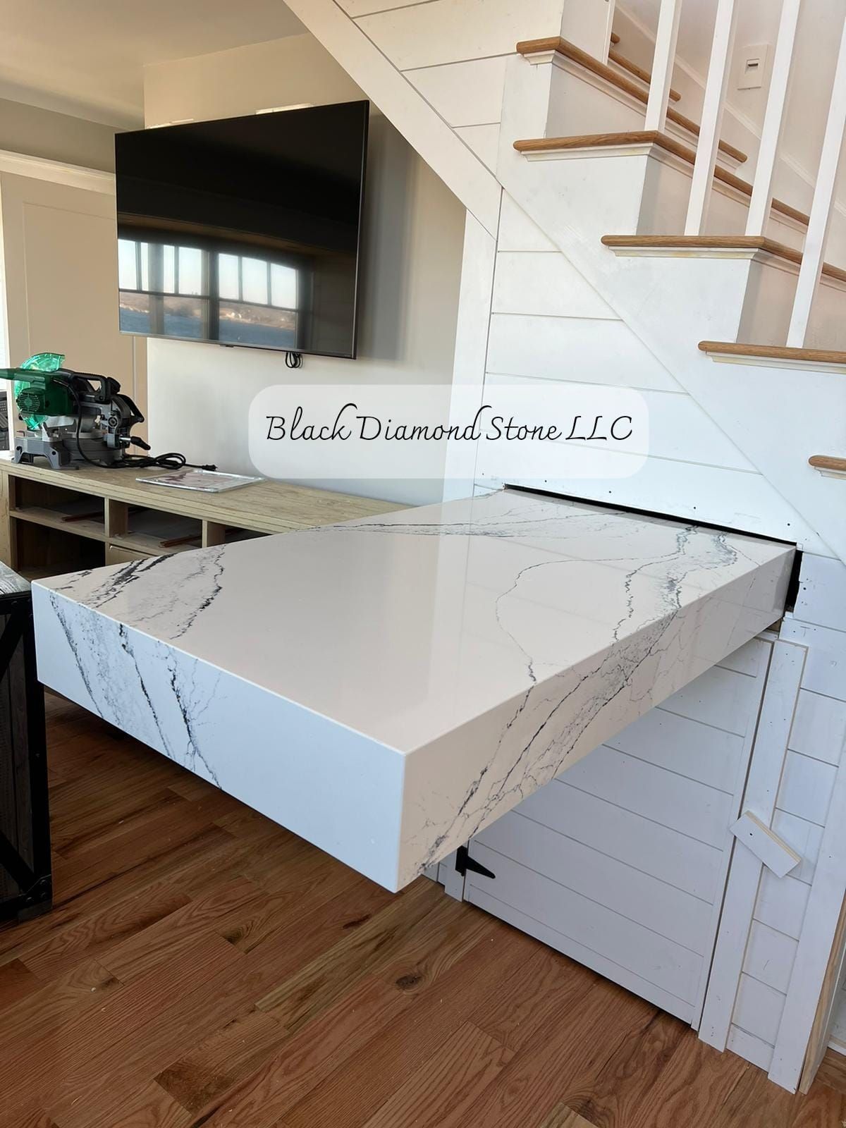 a white countertop