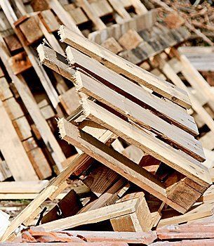 Pallets recycling materials