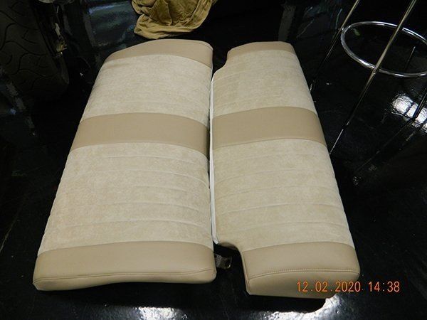 Custom Cream seat