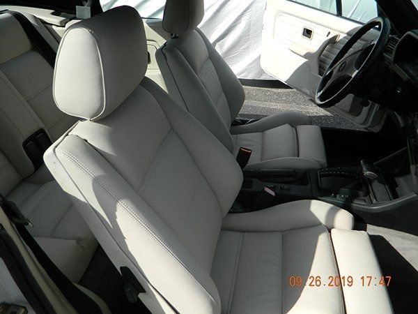 Light gray custom seat