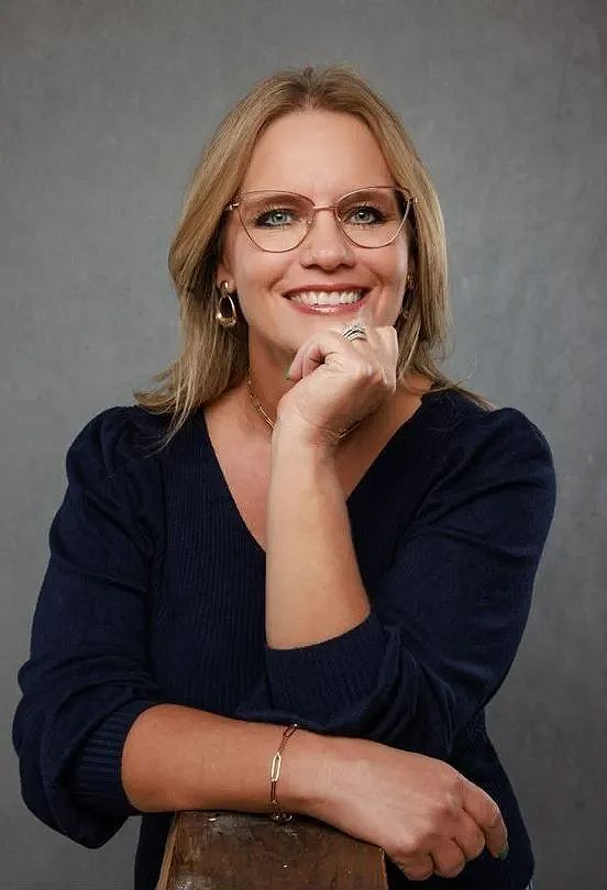 Cheryl Moore, LMHC
