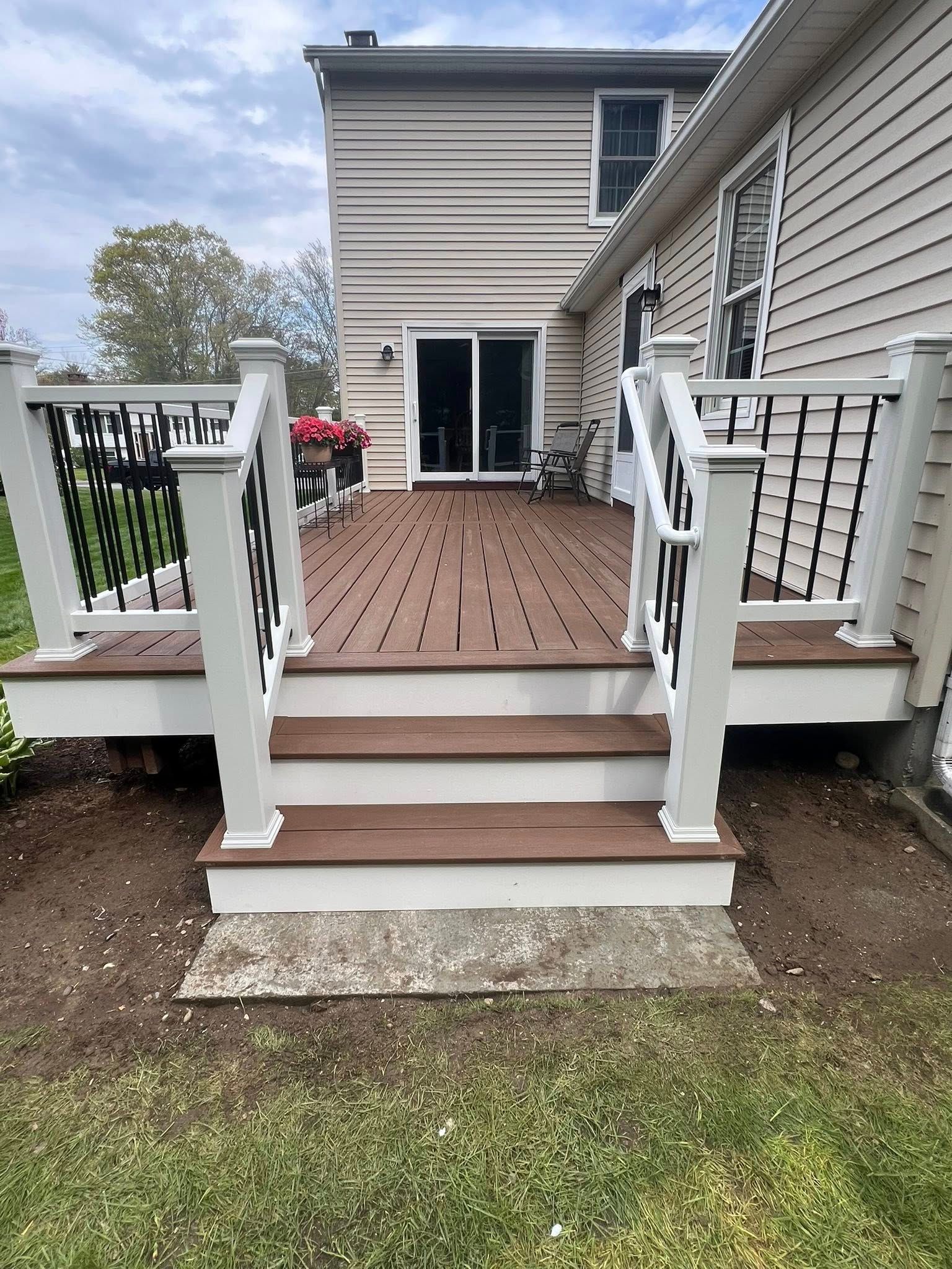 Trex deck installed in Auburn, MA