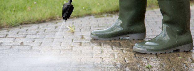 Power washing