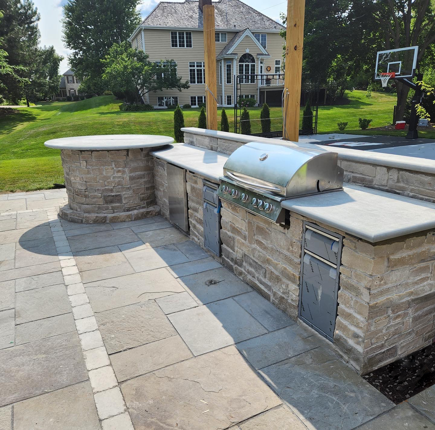 Beautiful outdoor kitchen